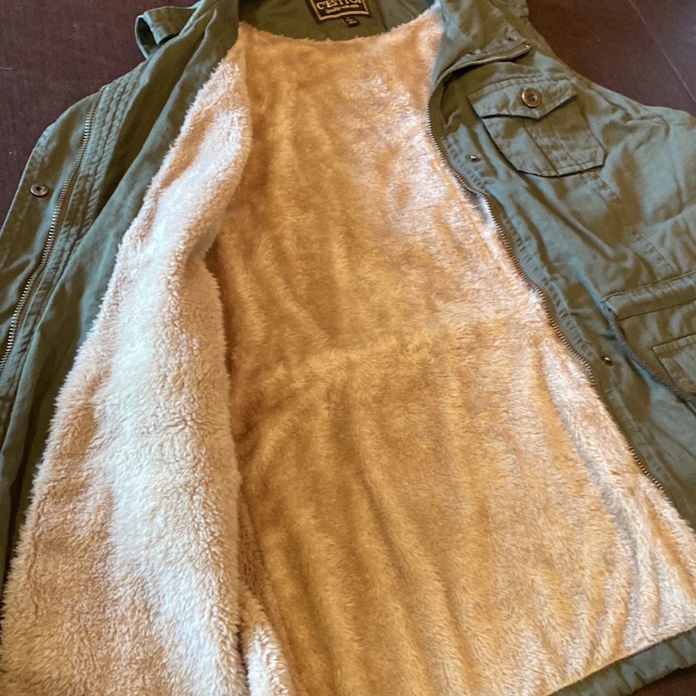 C'esttoi | Olive Green Vest - Picture 6 of 8
